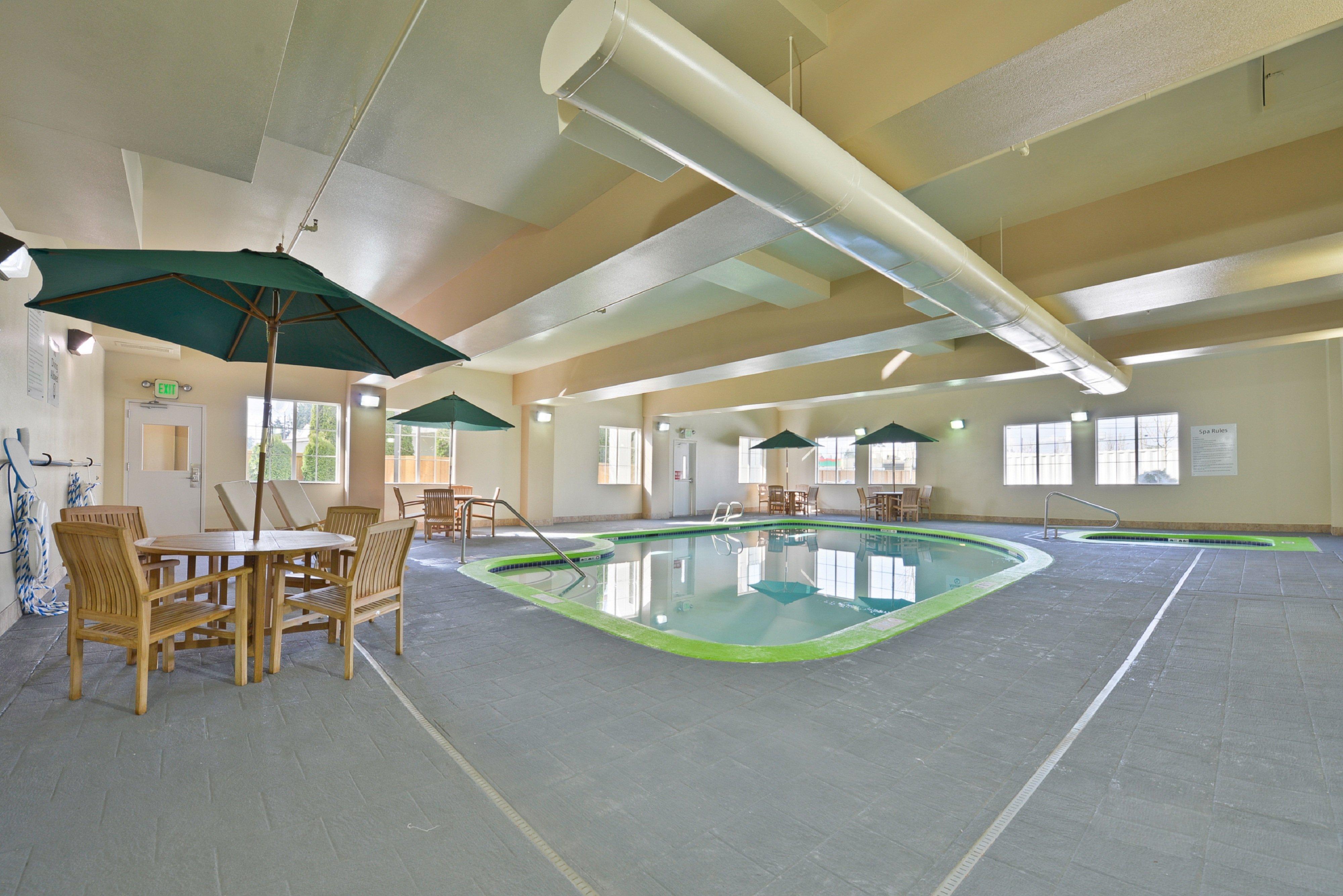 Holiday Inn Express & Suites Tacoma South - Lakewood By Ihg Экстерьер фото