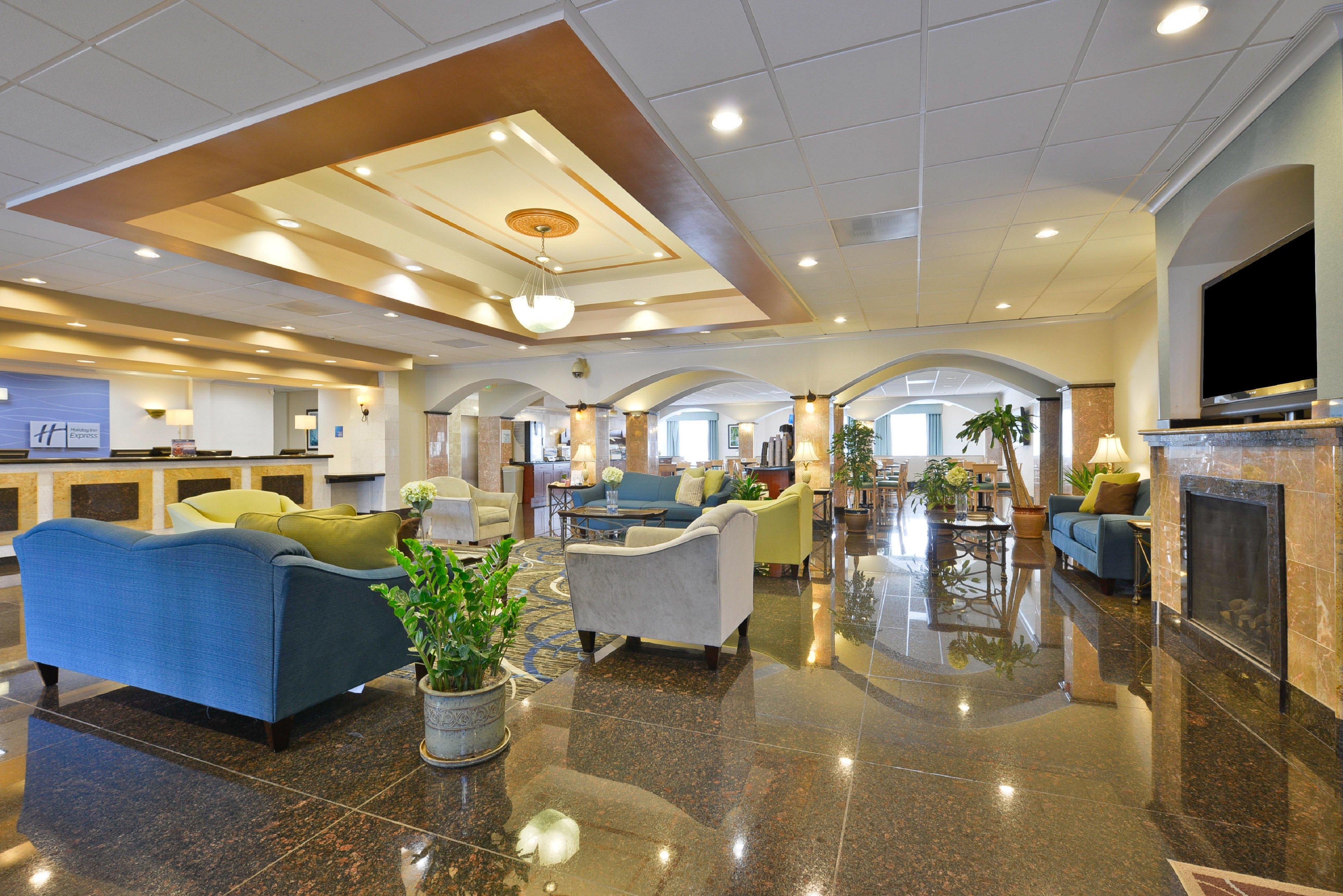 Holiday Inn Express & Suites Tacoma South - Lakewood By Ihg Экстерьер фото