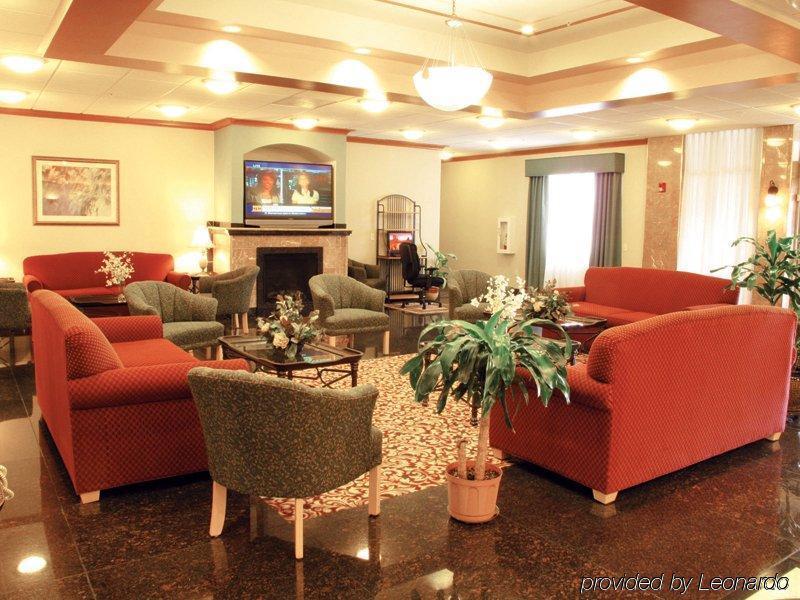 Holiday Inn Express & Suites Tacoma South - Lakewood By Ihg Экстерьер фото